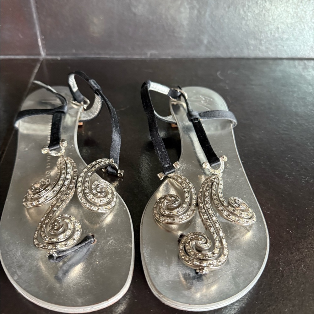 Chic Silver Sandals with Black Accents